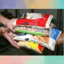 Troca tudo por alimentos