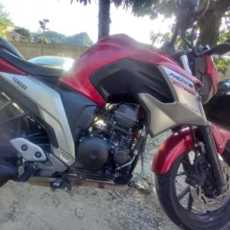 "Rifa moto Yamaha 250 cilindrada"