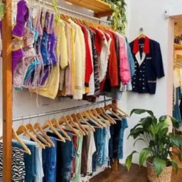 DESAPEGO E VENDAS ,TROCAS DE ROUPAS E ASSESSÓRIOS ANÁPOLIS